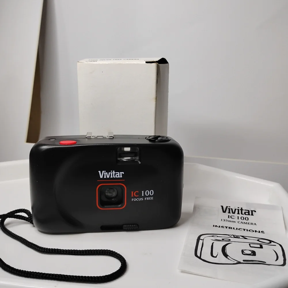 Vivitar IC 100 Black 35mm Film Camera